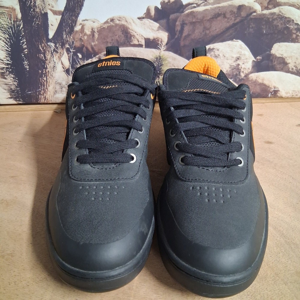 Etnies Culvert MTB Shoes Mens 9 Womens 10.5 Black Orange Mountain Bike Sneakers